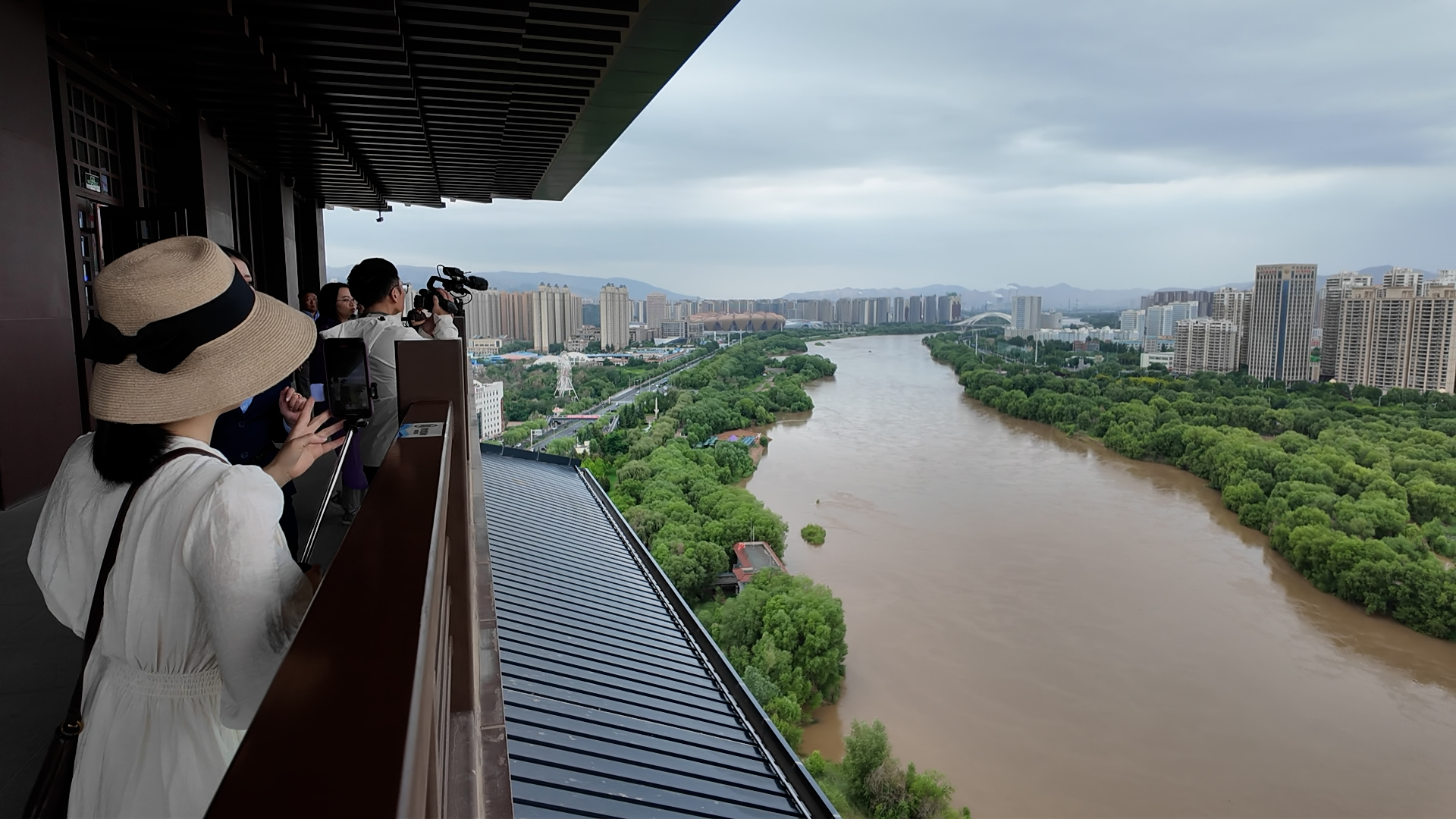 兩岸記者甘肅行｜從一座館、一條河、一碗麵看兩岸文化連接