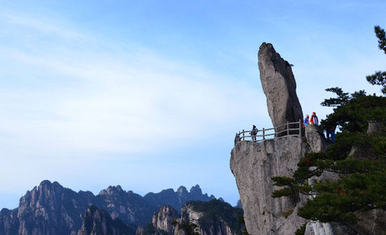 登高望明月 中秋八大賞月聖地