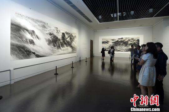 許欽松山水畫展“吞吐大荒”亮相上海中華藝術宮