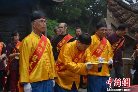 臺中崙仔龍天宮赴“媽祖故鄉”祭天