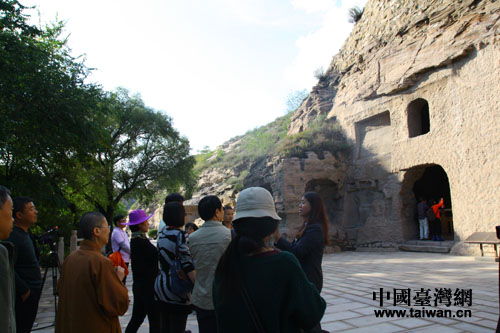 臺灣記者遊覽雲岡石窟　解讀佛教文化發展歷史