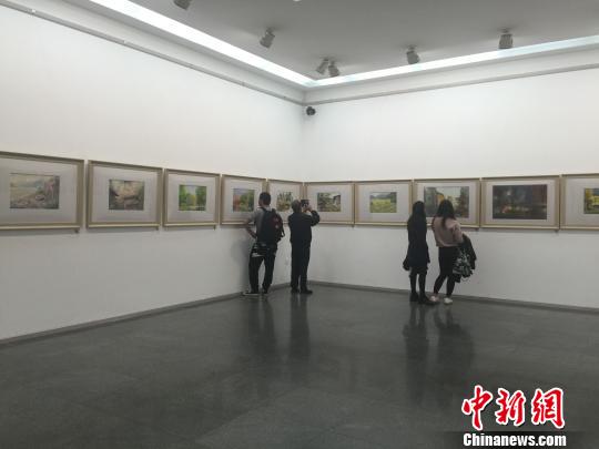 滇臺水彩畫家作品聯展昆明揭幕（圖）