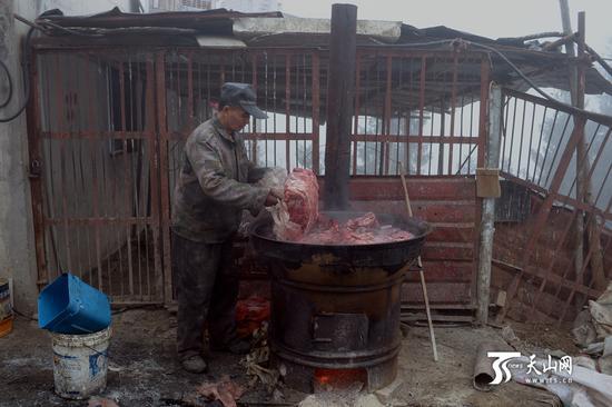 狼群一年的伙食費大概近100萬元。