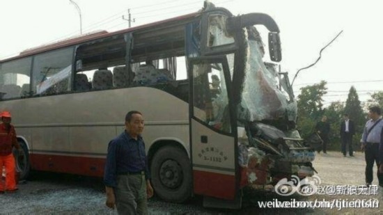 天津688路公交車撞車4人死亡 公交座位哪兒最安全