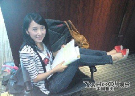 富婆女星身家大揭秘 李小璐開5家超市年入上億