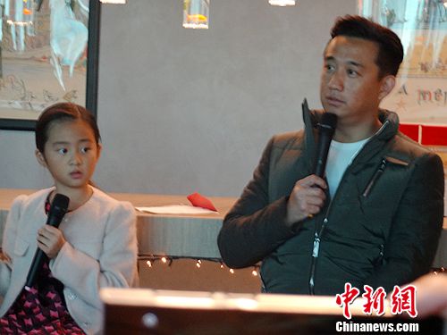 黃磊女兒翻譯童話書 稱未來只想當導演、演員 黃磊女兒翻譯童話書 稱未來只想當導演、演員