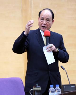 臺灣海基會董事長林中森談兩岸 盼學子更深入認識(圖)