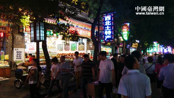 西安回民街夜市