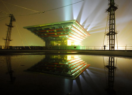 Expo China Pavilion ends light testing