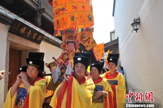 兩岸三地宮廟福州開展媽祖巡香展演