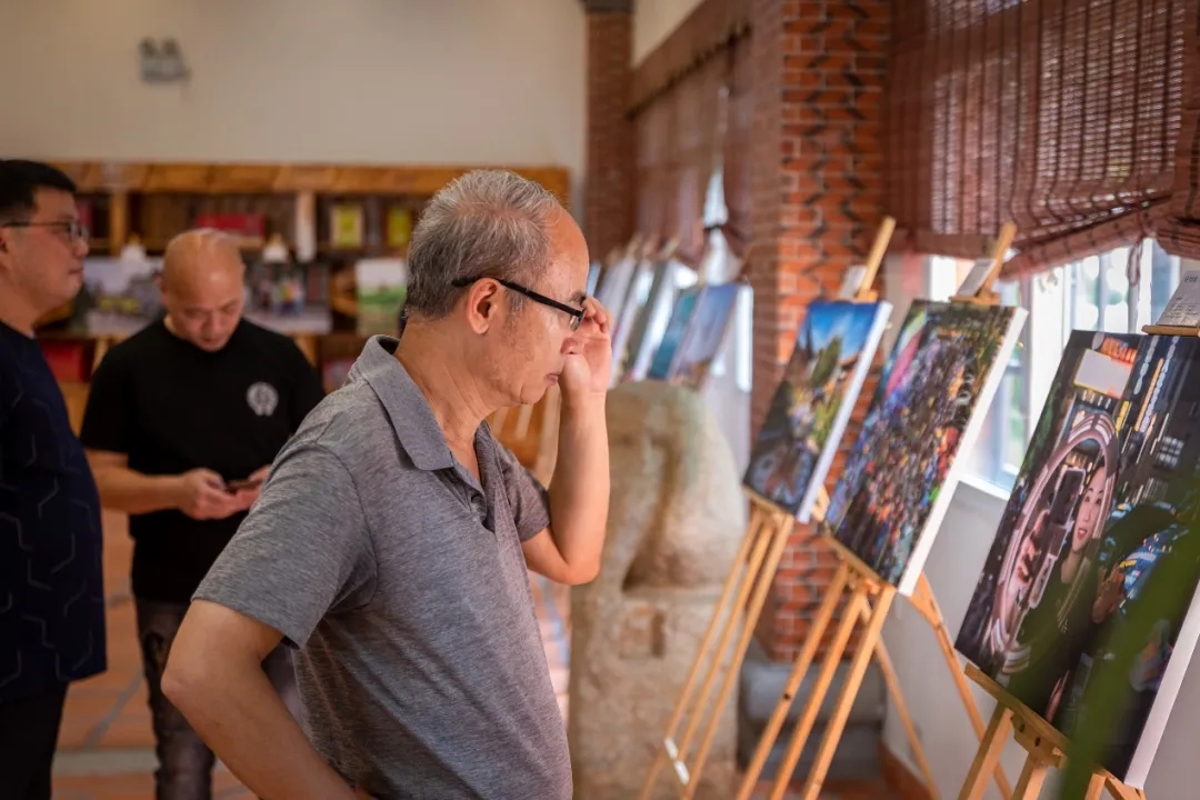 “安平古鎮 海絲名城”攝影展吸引市民駐足觀看.jpg