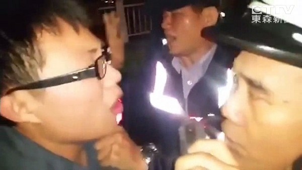 高雄男子向女友求婚卻遭警方對空鳴槍，憤而怒告警察執法過當。（臺媒圖）