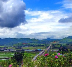 “東北最美高鐵”開通：途經松花湖、長白山