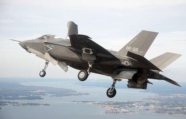 蔡英文表態買F-35戰機 購入價格恐遠超過臺防務預算