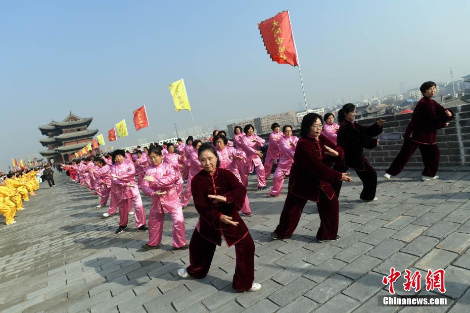 山西大同古城墻正式合龍