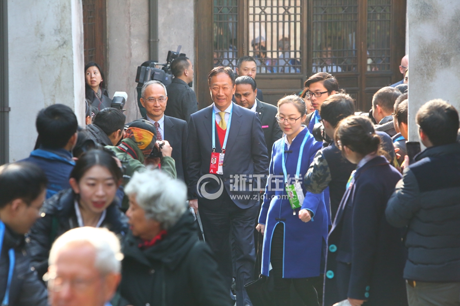 世界網際網路大會開幕式結束 嘉賓離場遭圍堵