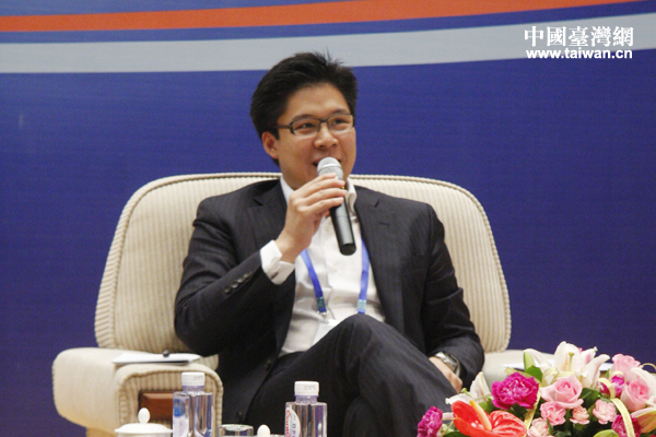 全國青聯常委、香港霍英東集團副總裁霍啟剛出席第十二屆海峽青年論壇。