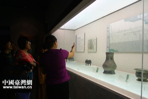 臺灣記者參觀山西博物院。（台灣網 段雯婷 攝）