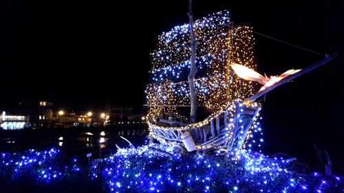臺灣北海岸展繽紛聖誕燈飾 打造冬日秘密花園