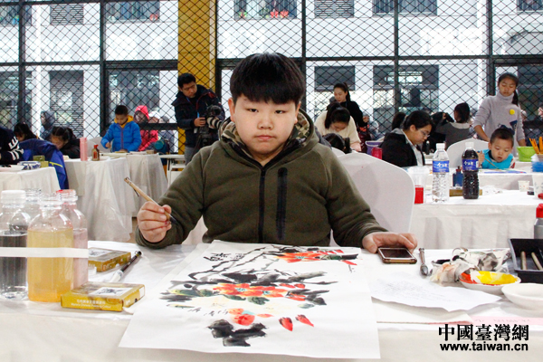 “首屆海峽兩岸青少年書畫大賽”決賽在京舉行 5000多作品參賽