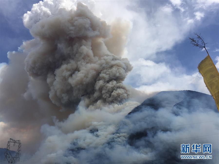 四川雅江森林火災持續一週 過火面積約100公頃