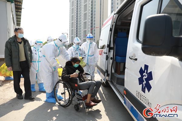 微視頻丨雷神山醫院普通病區關閉 最後一批援鄂醫療隊員撤離