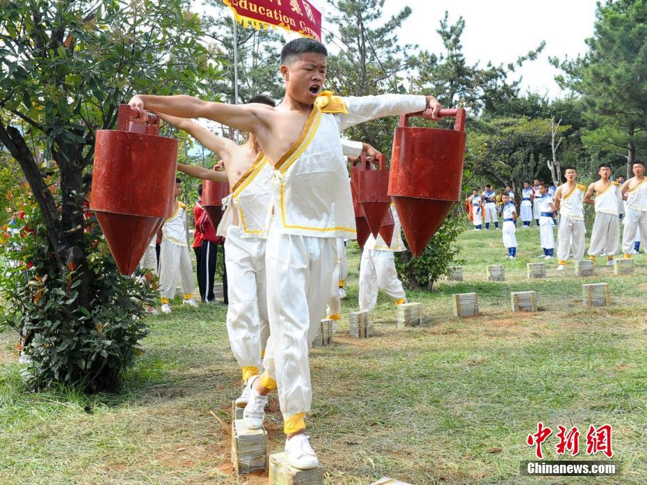 少林國際武術節臨近 20余少林絕技驚艷綵排