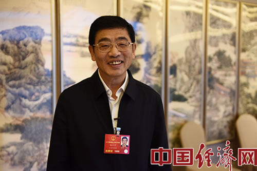 全國人大代表、中國人民銀行昆明中心支行行長楊小平