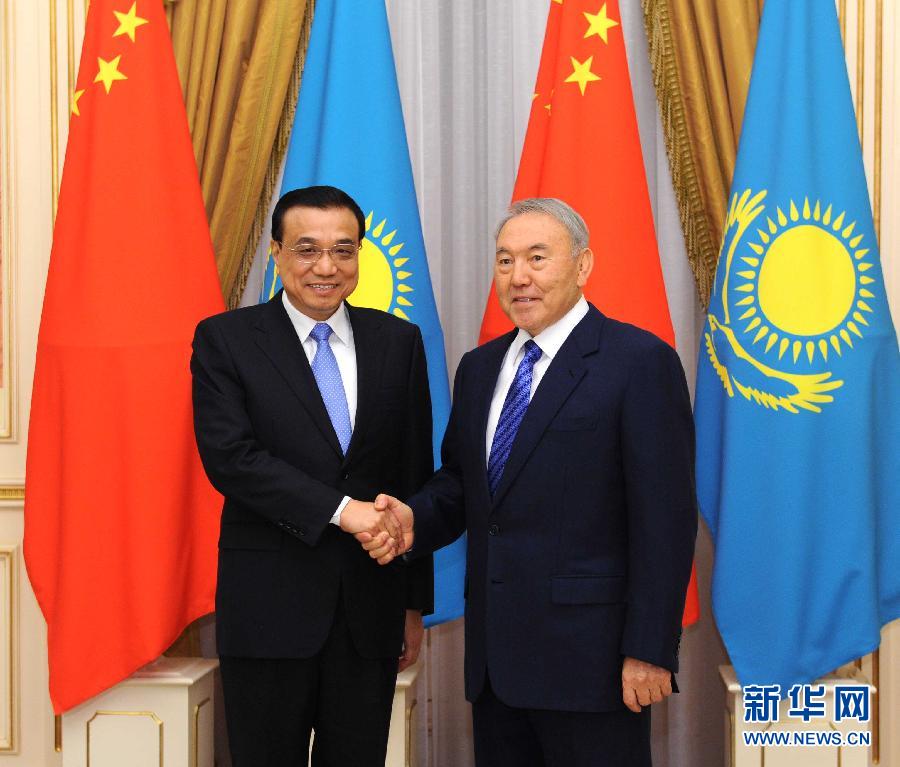 12月14日，國務院總理李克強在阿斯塔納會見哈薩克總統納扎爾巴耶夫。 新華社記者 饒愛民 攝