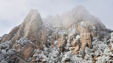 蓮花峰雪景 蔡季安攝_副本1.jpg
